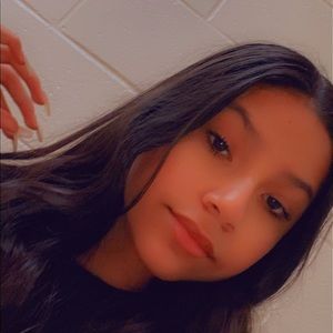 Meet your Posher, Ari